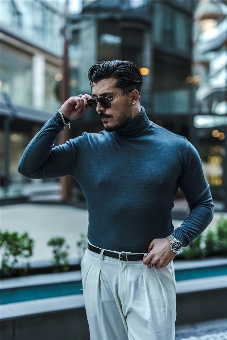 Boğazlı Triko Kazak Petrol Mavisi