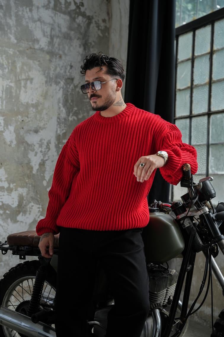 Bol Kalıp  Dokulu Dolgun Kumaş Kazak Kırmızı