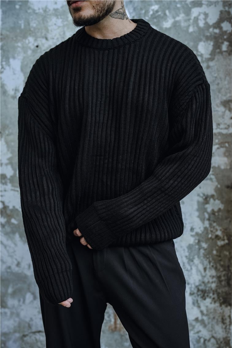 Bol Kalıp  Dokulu Dolgun Kumaş Kazak Siyah