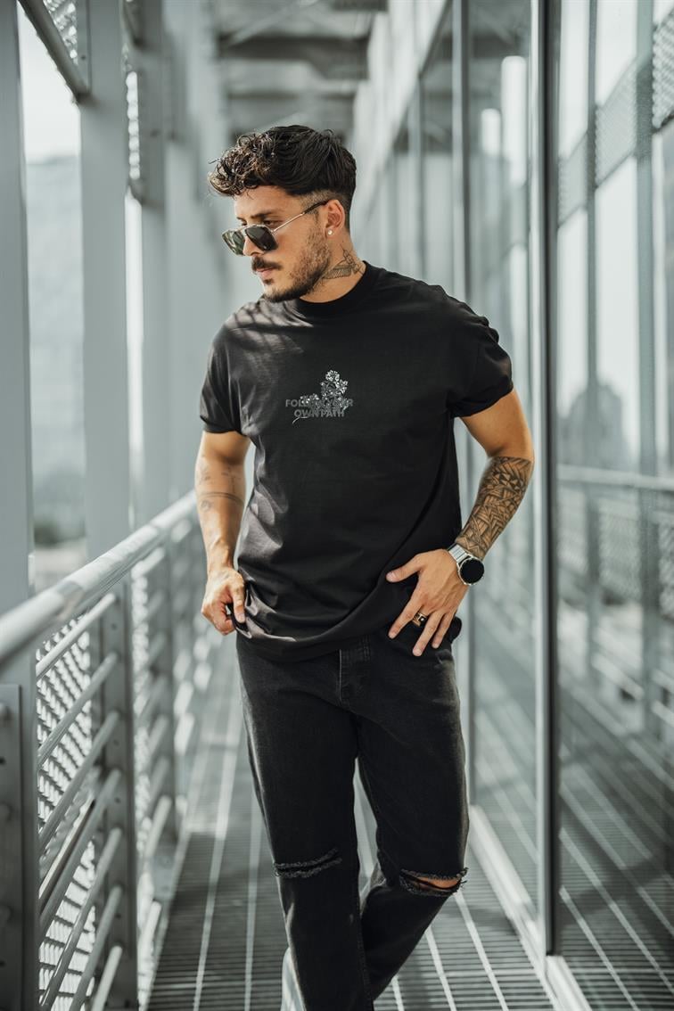 Follow Your Own Path Oversize T-Shirt Siyah