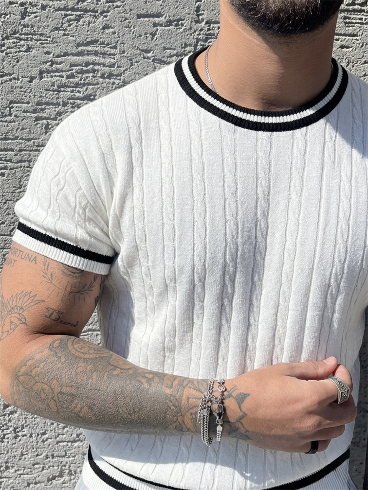 İşlemeli Renk Detay Triko Tshirt Beyaz