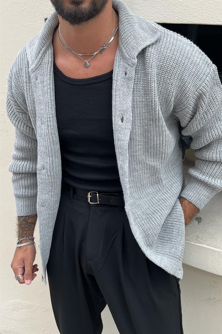 Örme Yakalı Rahat Kalıp Hırka Gri Siyah Düğme