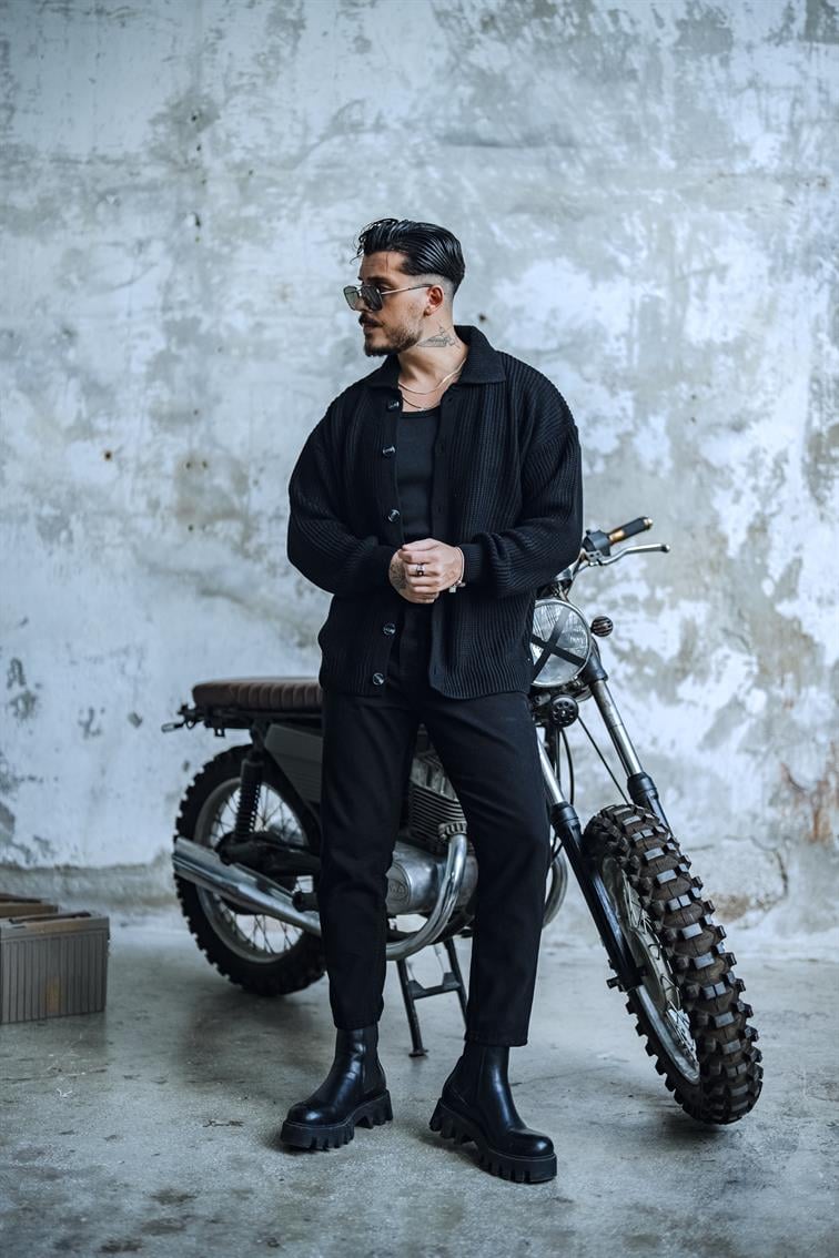 Örme Yakalı Rahat Kalıp Hırka Siyah