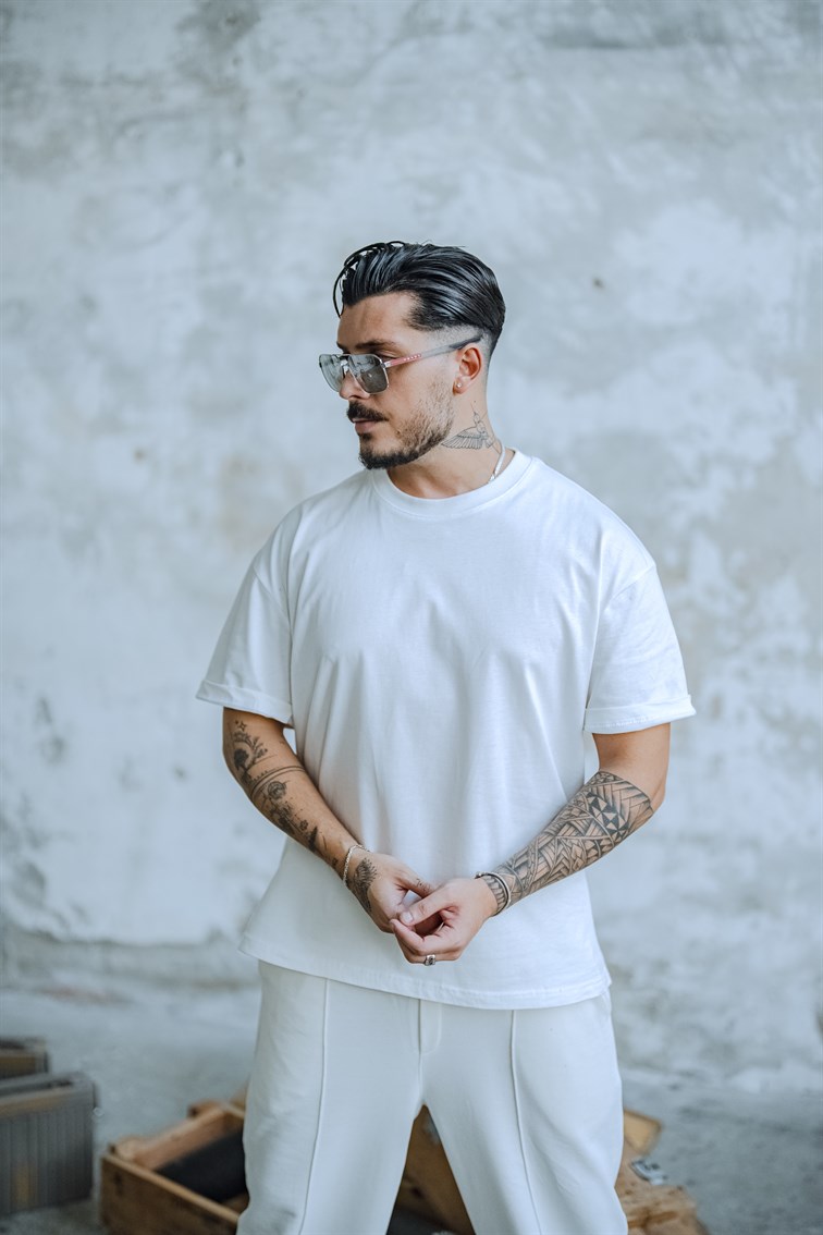 Oversize Dolgun Basic Tshirt Beyaz