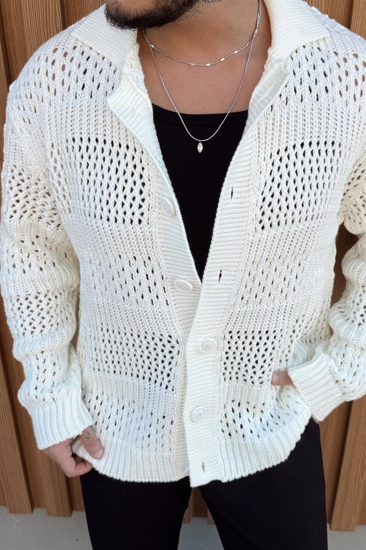 Oversize Düğmeli Örgü Hırka Beyaz