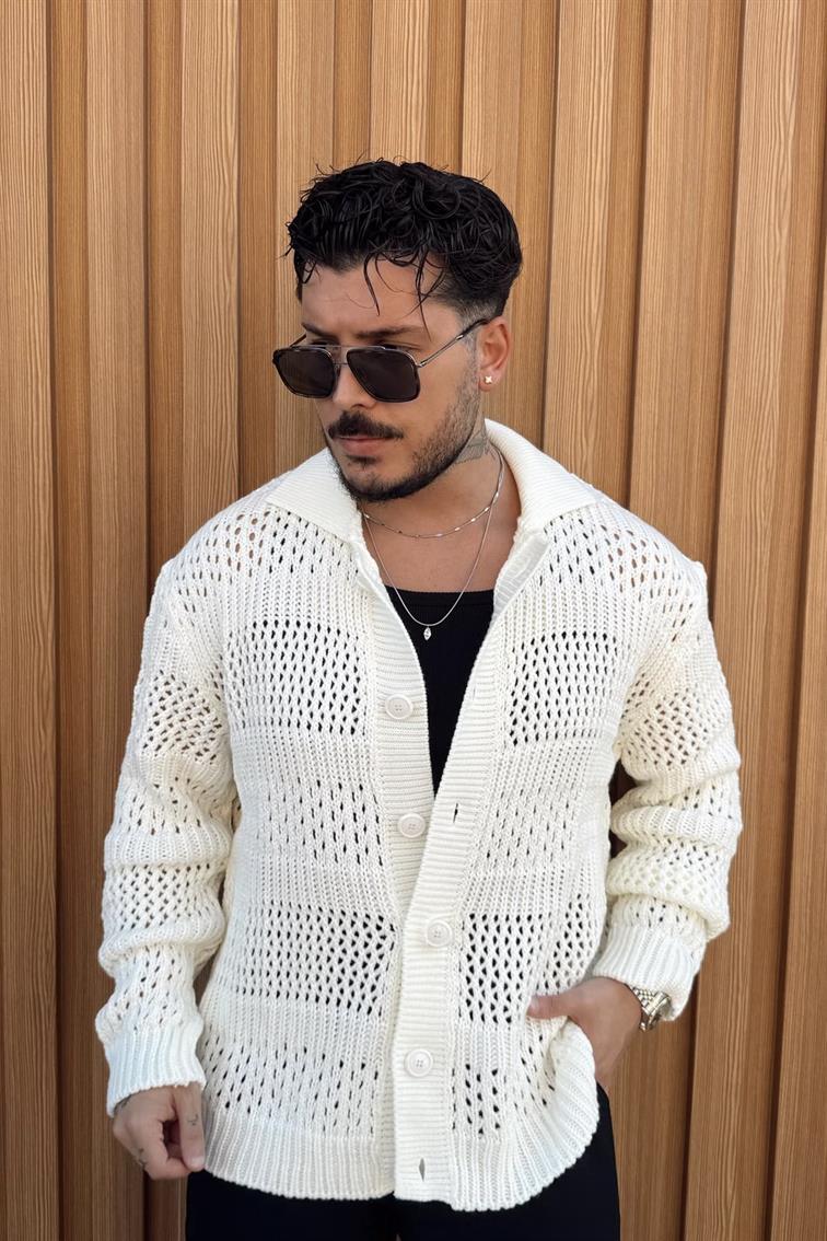 Oversize Düğmeli Örgü Hırka Beyaz