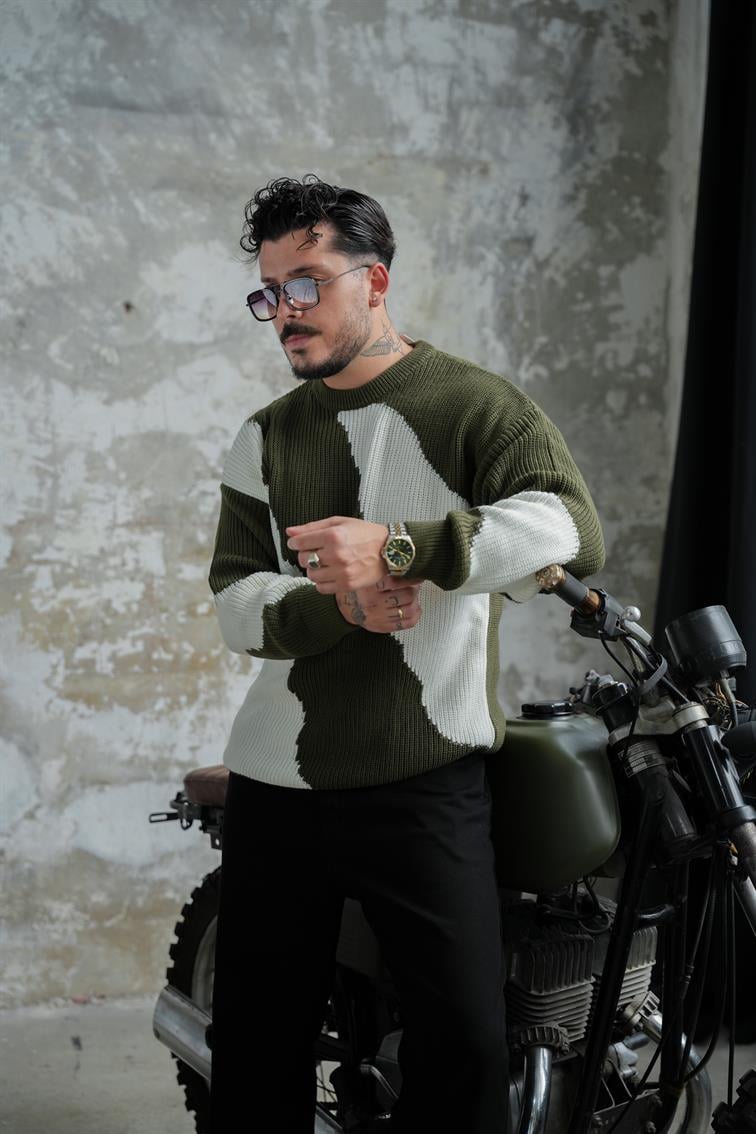 Parça Desenli Bol  Kazak Koyu Yeşil