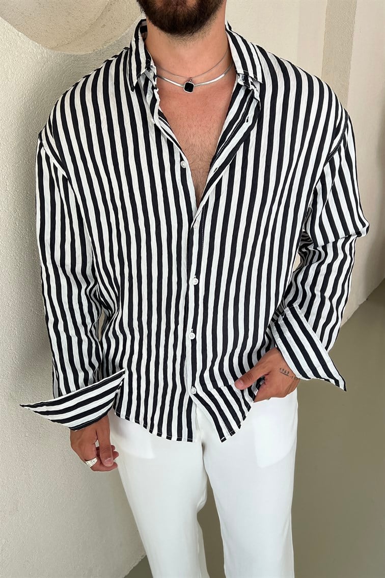 Plee Şeritli Rahat Kalıp Gömlek Siyah