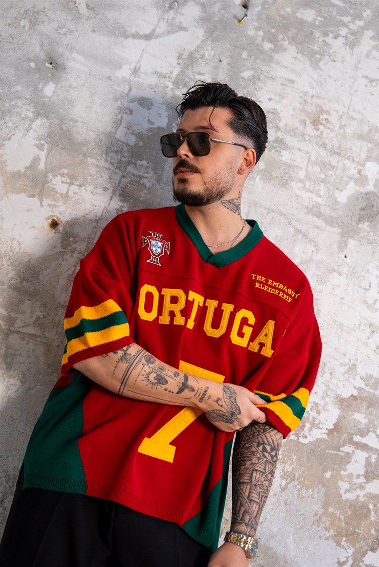 Portugal Baskılı Bol Triko Tshirt Kırmızı