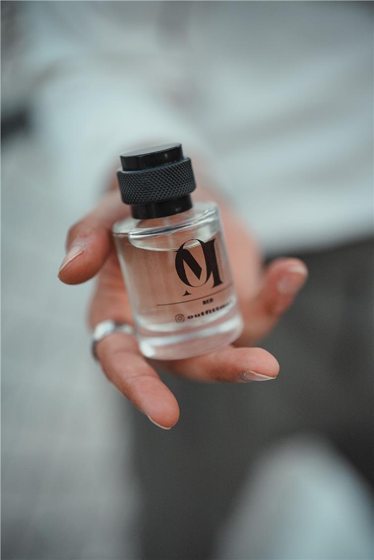 RED OUTFİT-MAN PARFÜM Beyaz