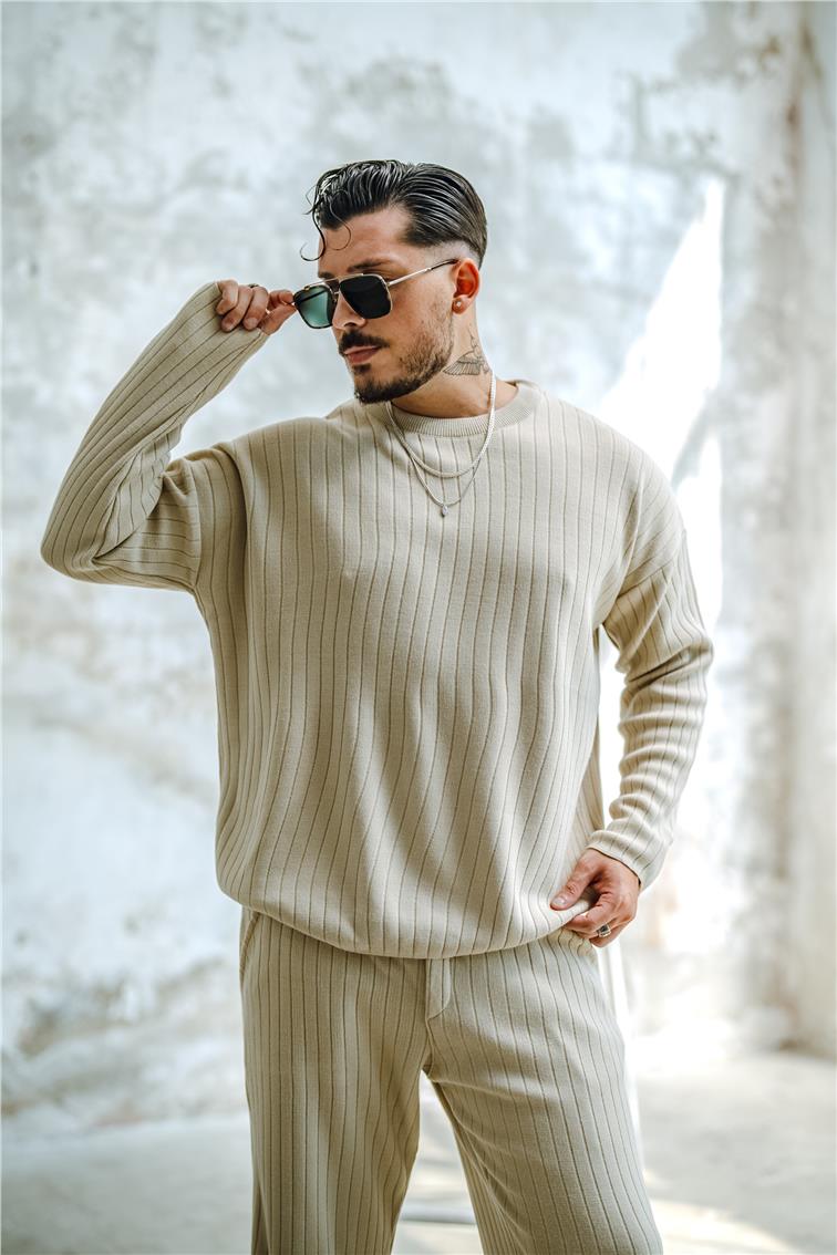 Şerit Dokulu Oversize Kazak Krem