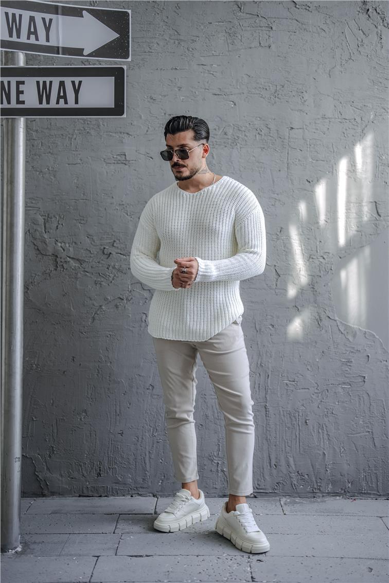 V Açık Yaka Ters Örgü Kazak Beyaz
