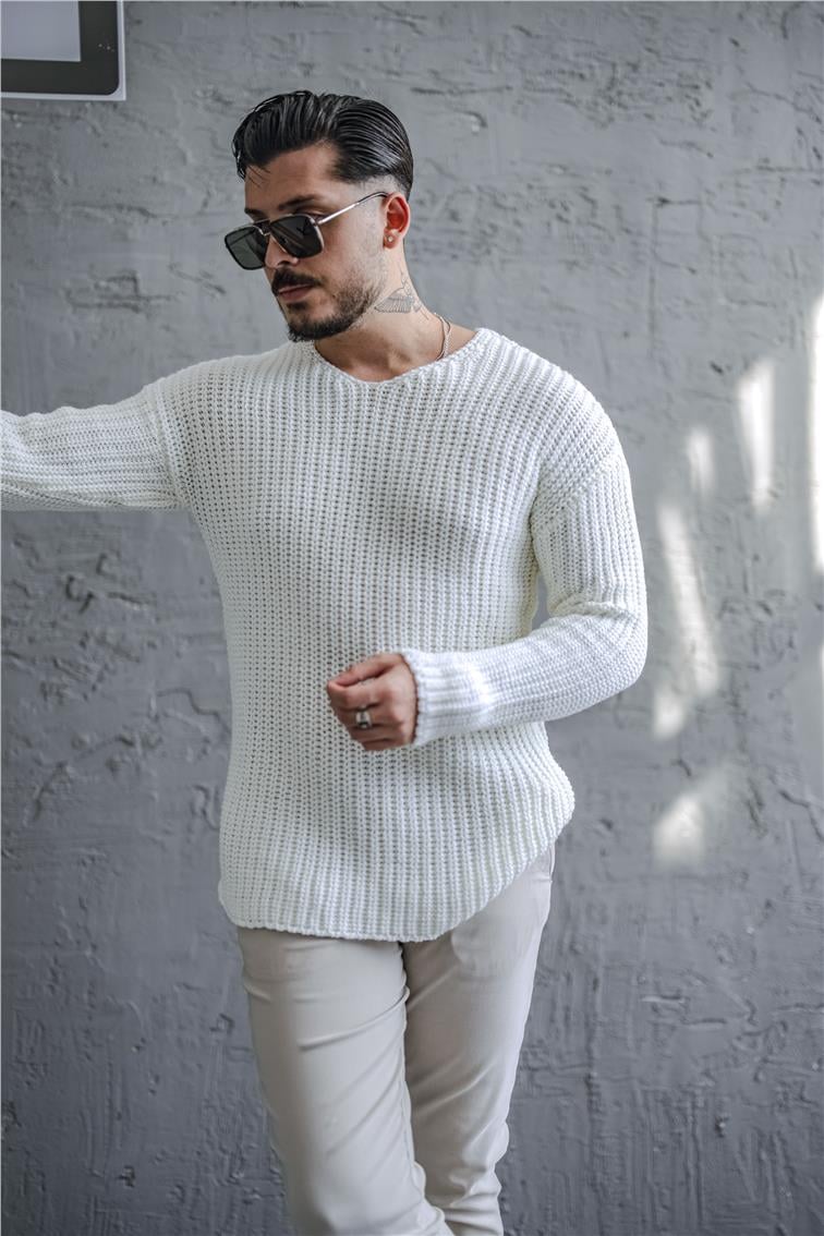 V Açık Yaka Ters Örgü Kazak Beyaz