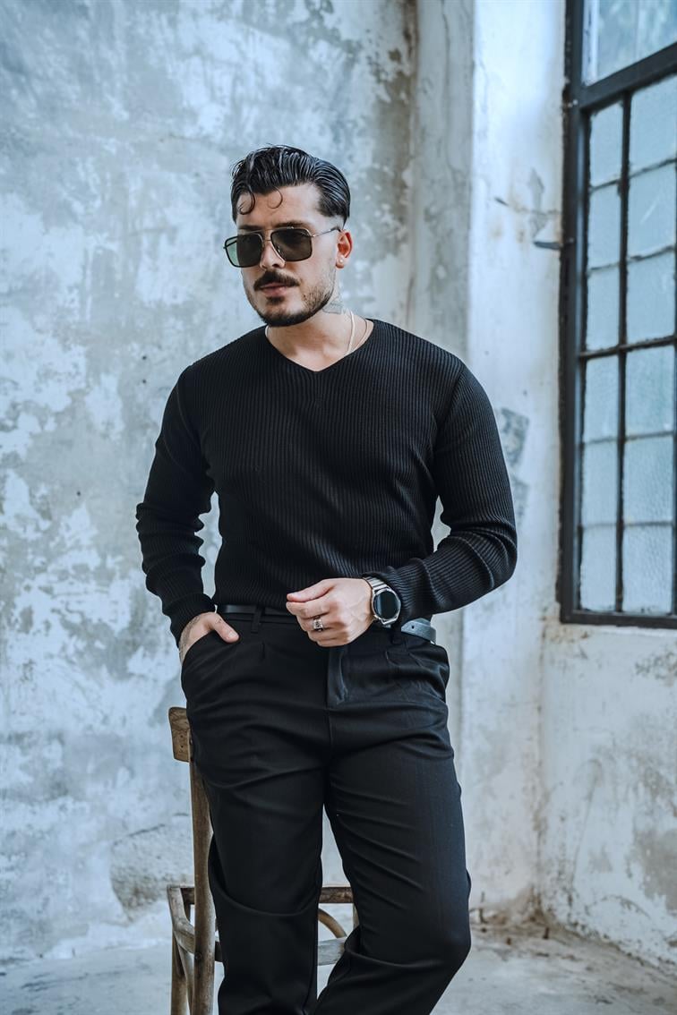 V Yaka Regular Fit Triko Kazak Siyah