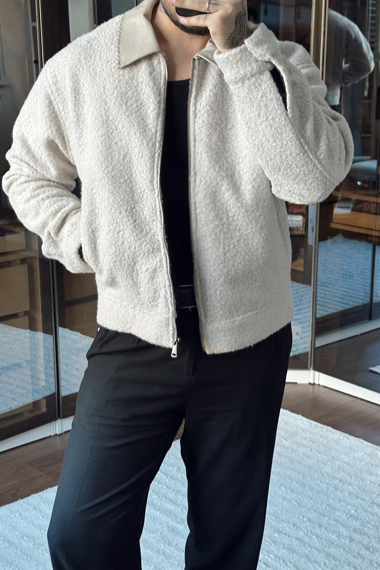 Yaka Detay Yün Görünümlü Bol Ceket Krem