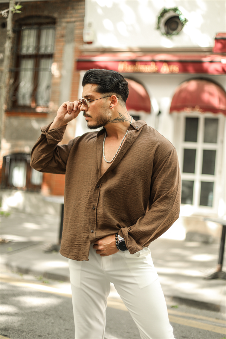 Yaka Düğmeli Basic Regular Fit Gömlek Kahve