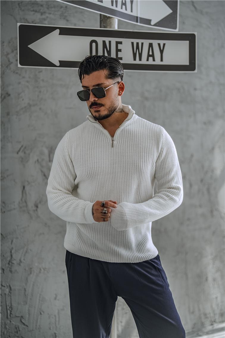 Yarım Fermuarlı Örme Oversize Kazak Beyaz