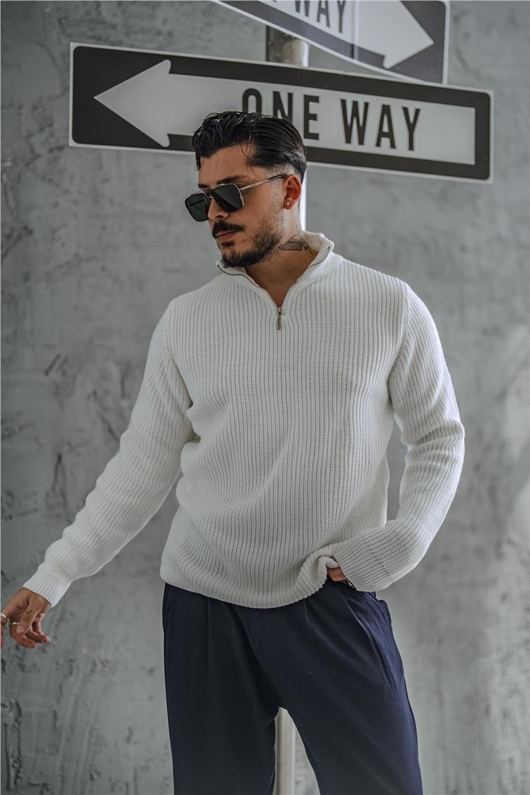 Yarım Fermuarlı Örme Oversize Kazak Beyaz