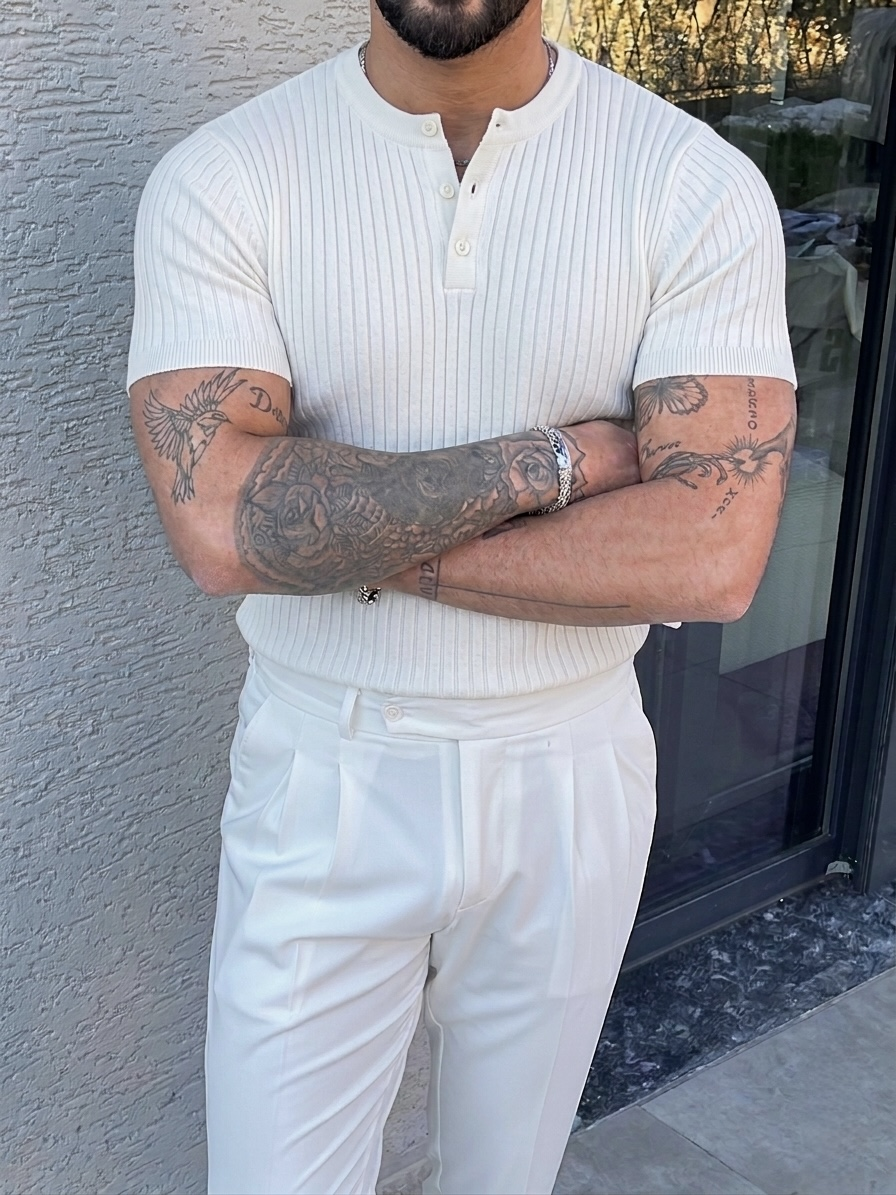 %100 Cotton Dik Çizgili Hakim Yaka Relaxed Triko Tshirt Beyaz