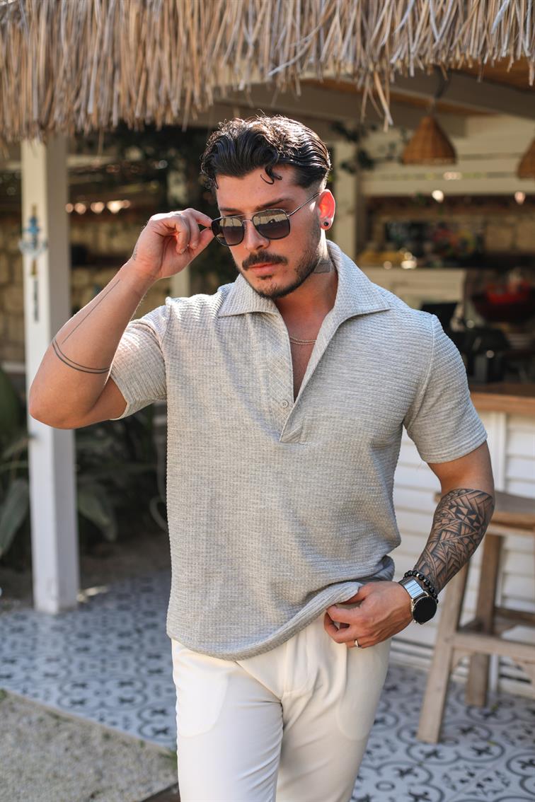 Açık Yaka Detaylı Regular Fıt T-Shirt Gri