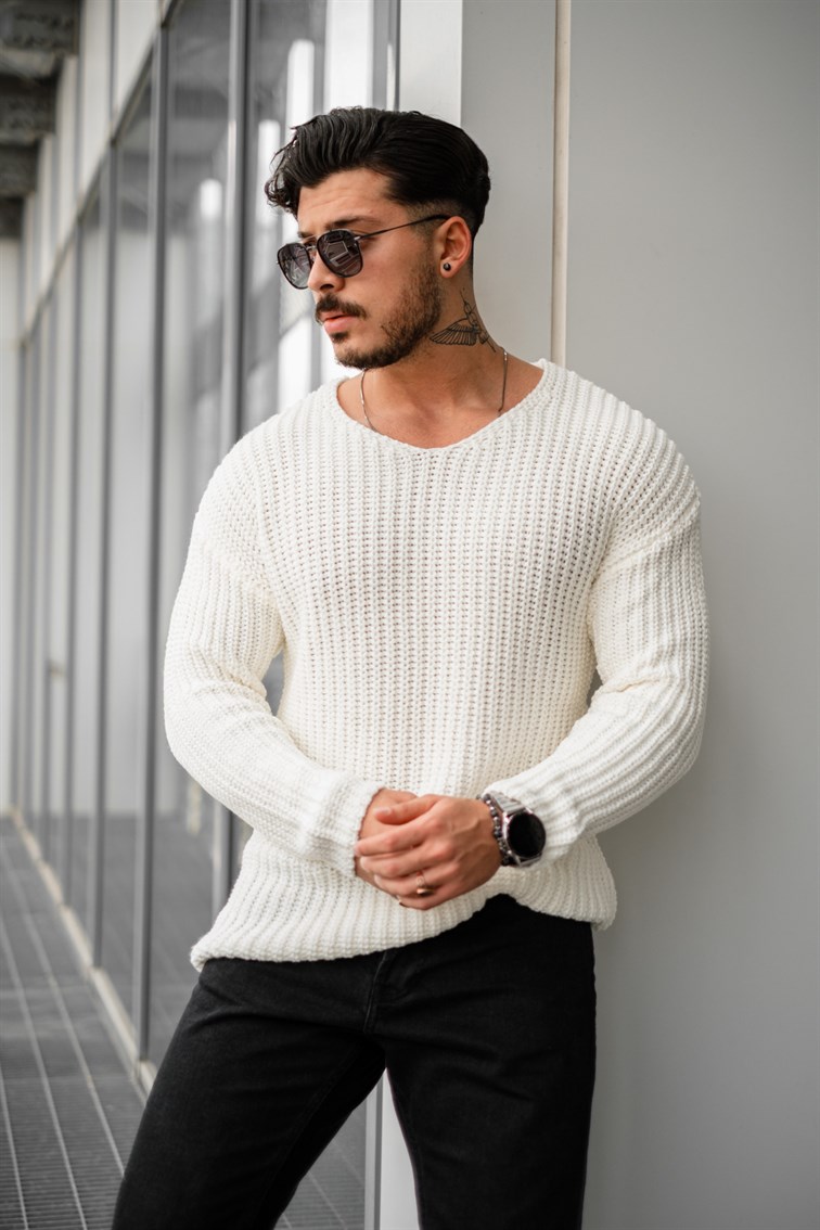 Açık Yaka Geniş Örme Oversize Kazak