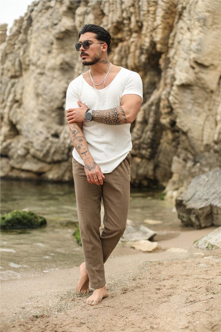 Açık Yaka Slim Fit T-Shirt Beyaz