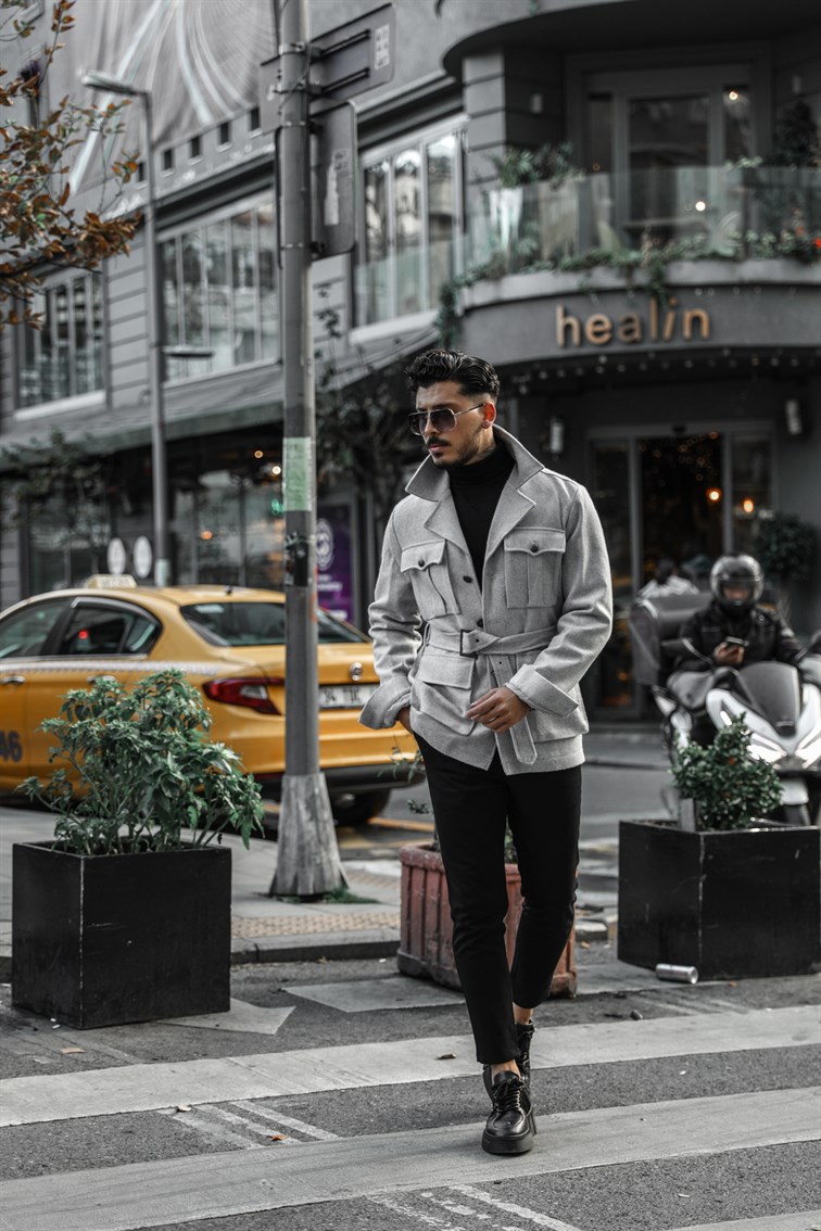 Apaş Yaka Toka Detaylı Ceket / Mont