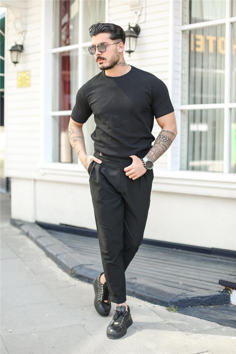 Desen İşlemeli Slim Fit T-Shirt Siyah