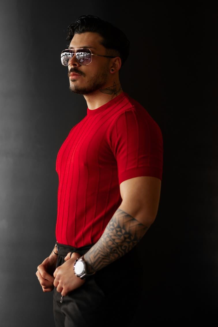 Dik Çizgili Slim Fit T-Shirt Kırmızı