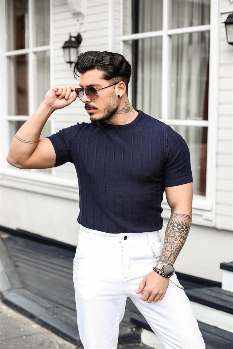 Dik Çizgili Slim Fit T-Shirt Lacivert
