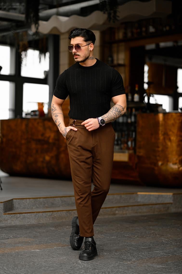 Dik Çizgili Slim Fit T-Shirt Siyah