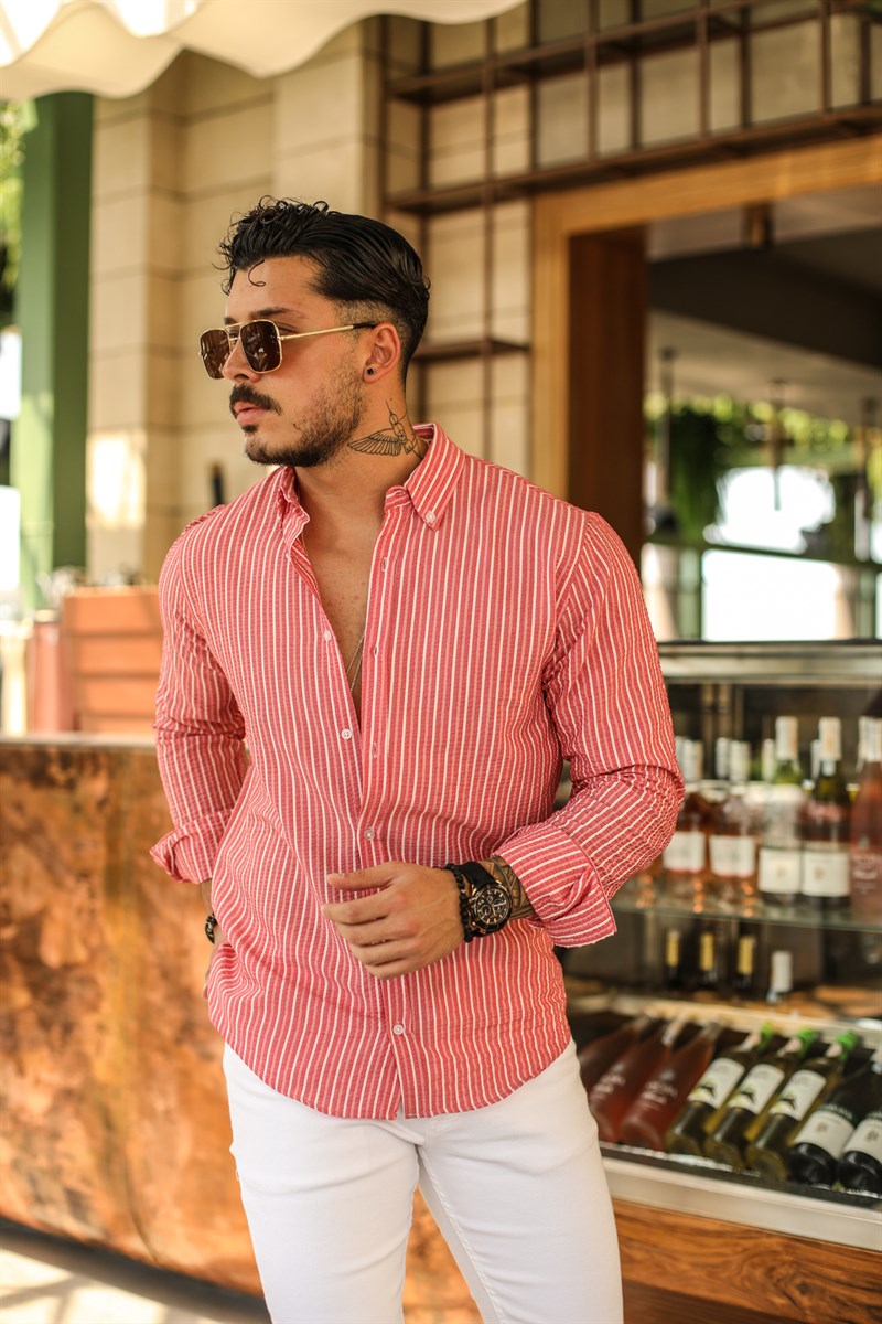 Dik Çizgili Yaka Düğmeli Slim Fit Kabartmalı Gömlek