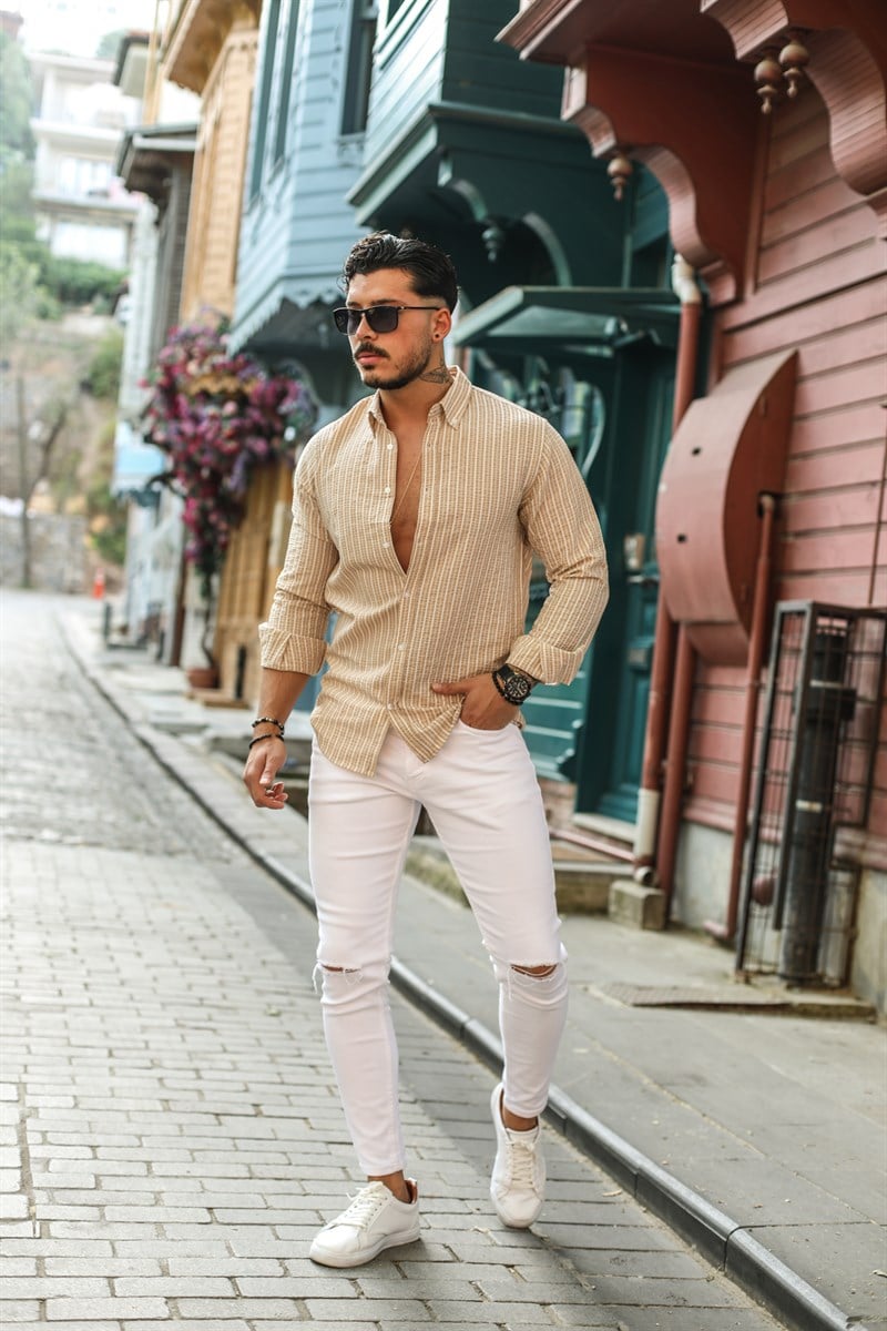 Dik Çizgili Yaka Düğmeli Slim Fit Kabartmalı Gömlek