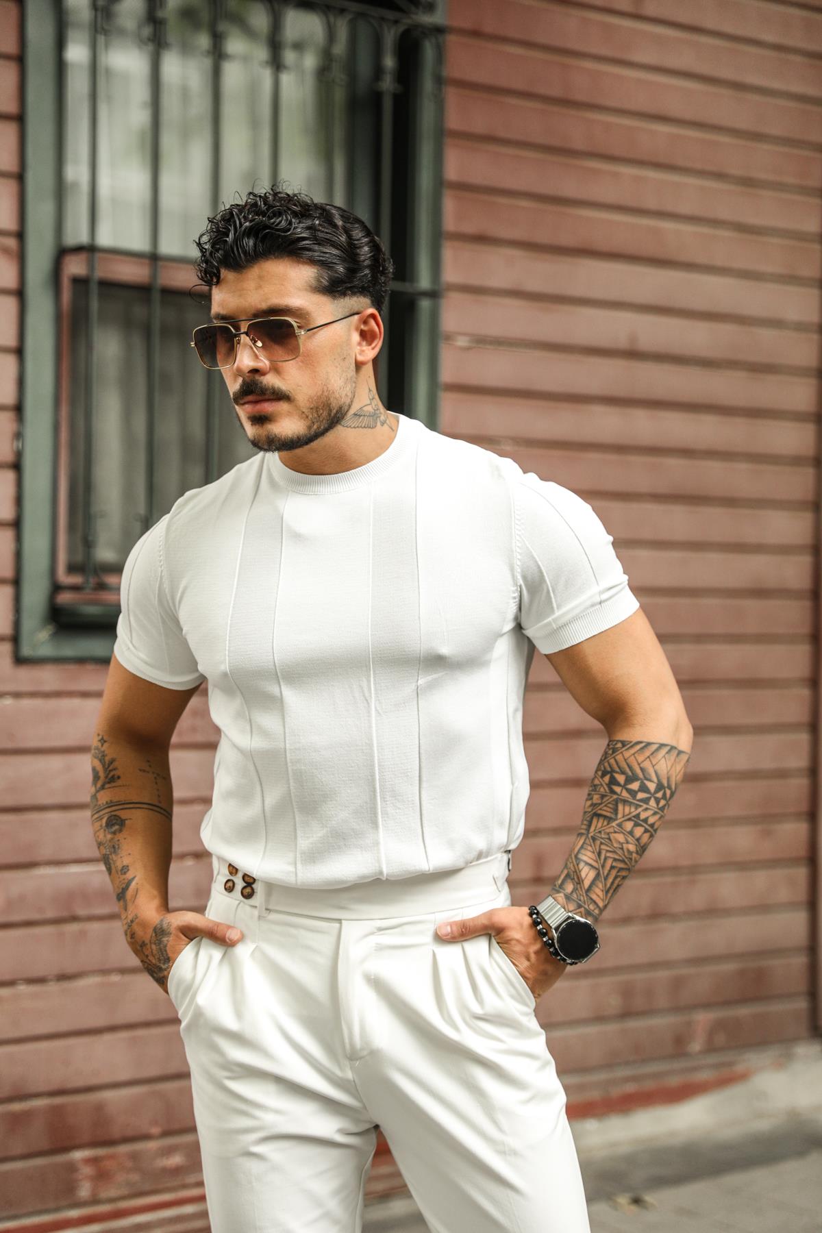 Dik Şeritli Slim Fit Triko T-Shirt Beyaz