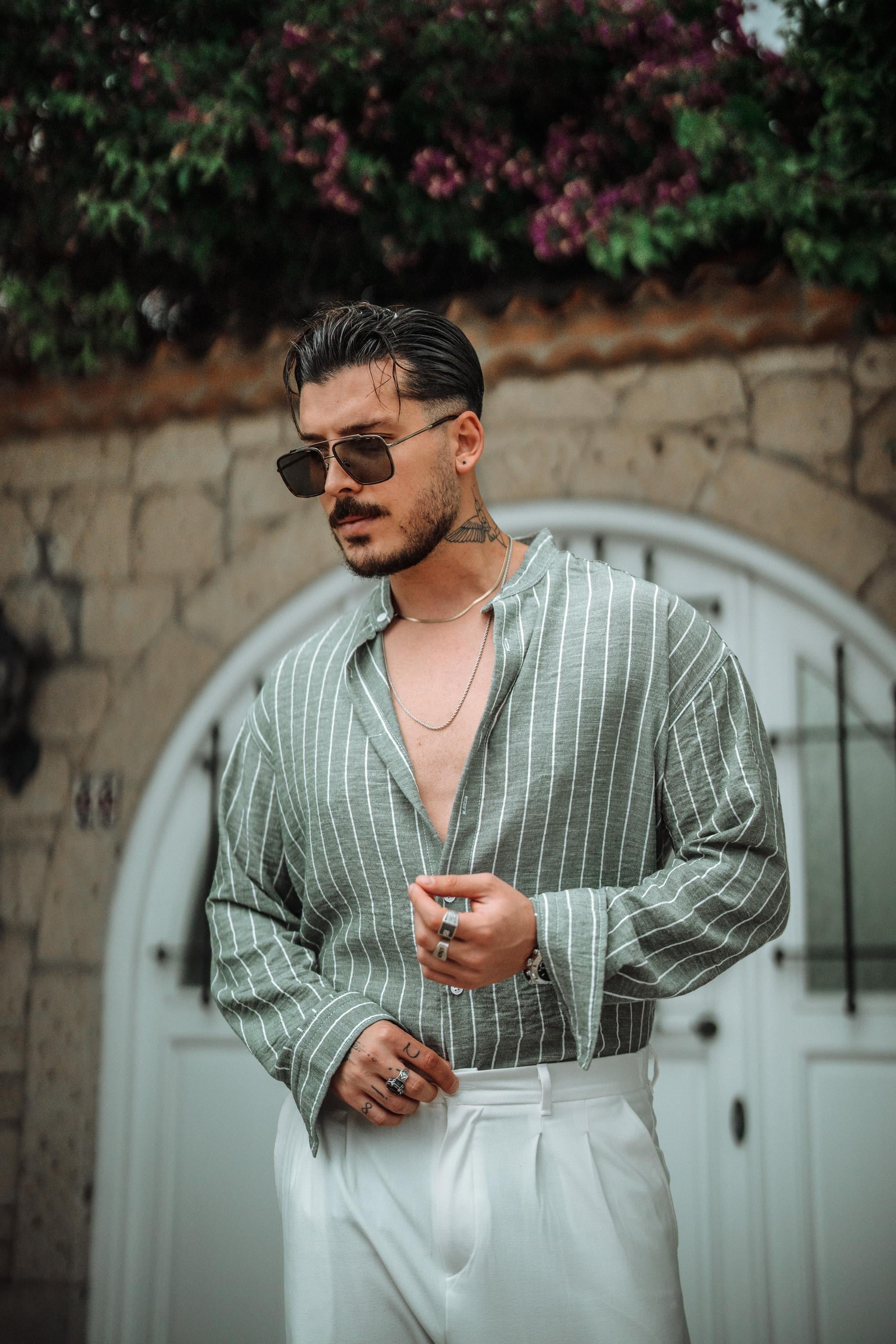 Dik Yaka Çizgili Oversize Gömlek Haki