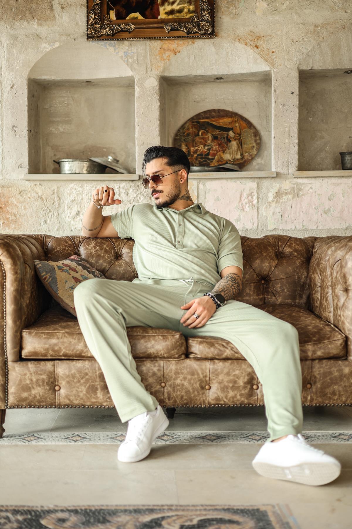 Dört Düğmeli Oversize Polo Yaka Tshırt Mint