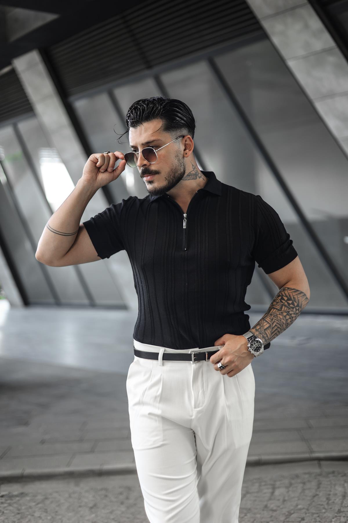 Fermuarlı Çizgi Kabartmalı T-Shirt Siyah