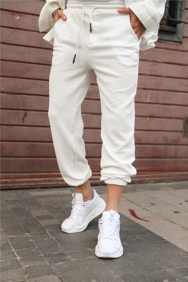 Fitilli Kabartmalı Paçası Lastikli Jogger Beyaz