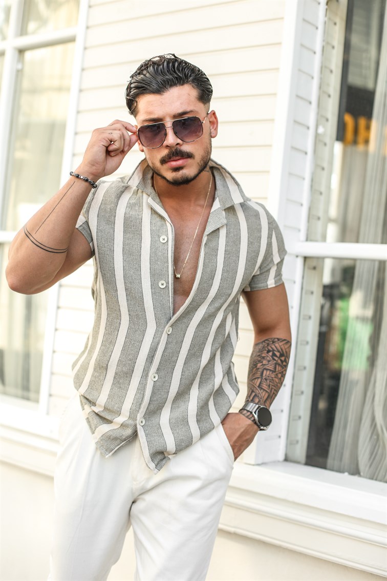 Geniş Çizgili Örme Kısa Kol Gömlek