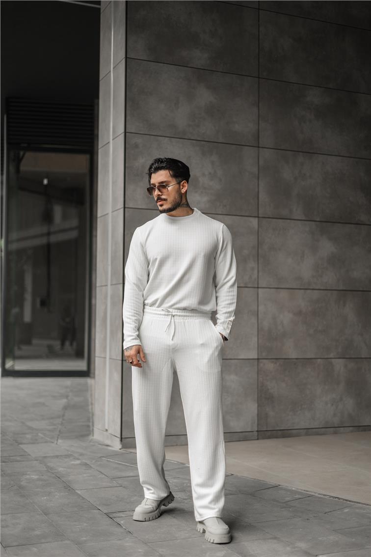 Gizli Kabartmalı Baggy Eşofman Beyaz