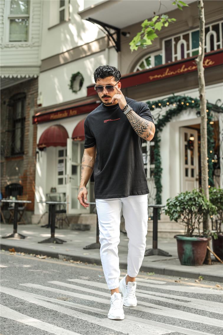 IN THE SHAPES LAB Oversize T-Shirt Siyah
