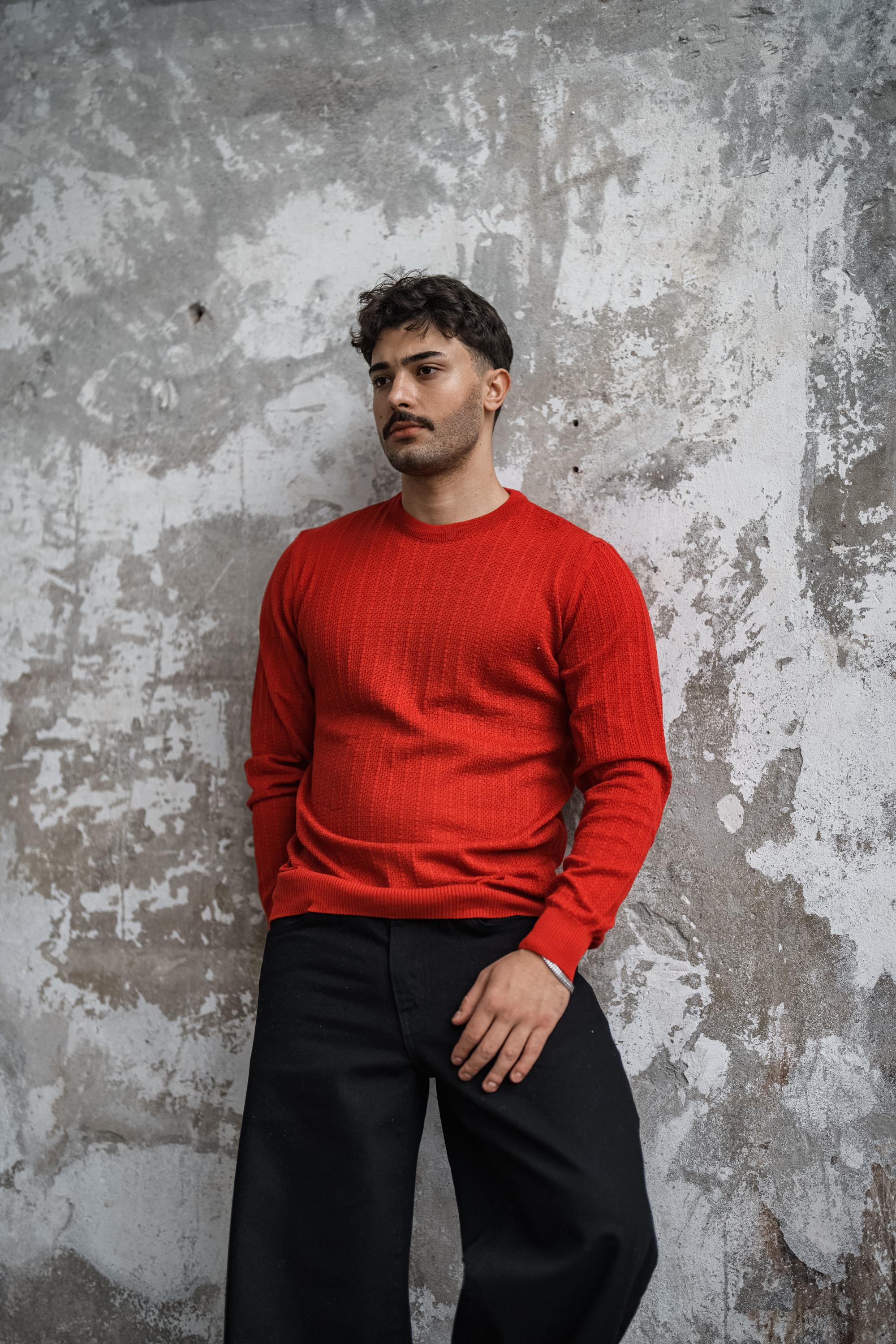 İşlemeli Basic Triko Kazak Kırmızı