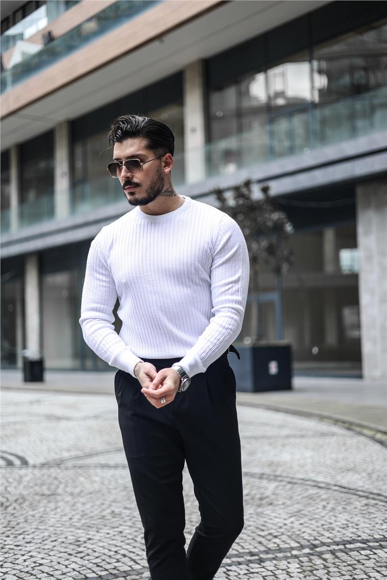 Kendinden Çizgili Slim Fit Kazak Beyaz