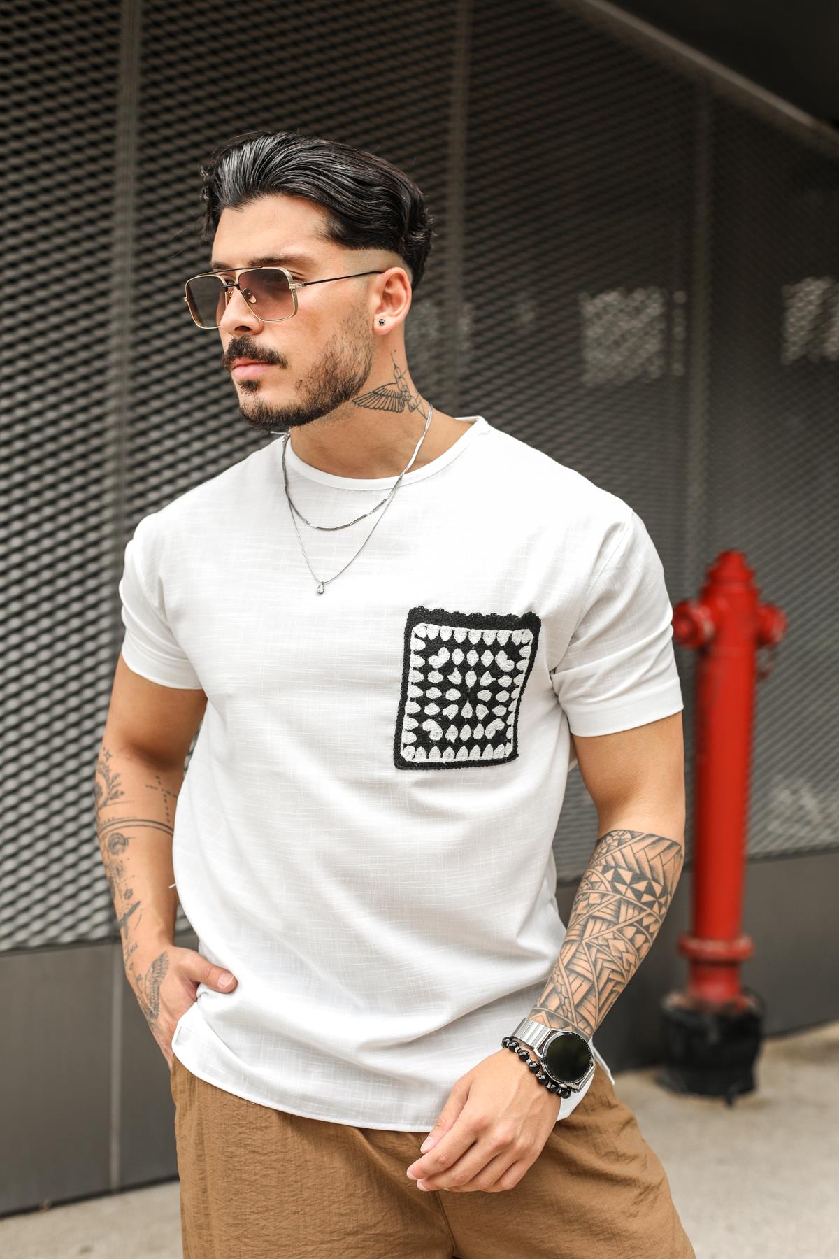 Keten Cepli Nakış Örmeli Oversize T-Shirt Beyaz