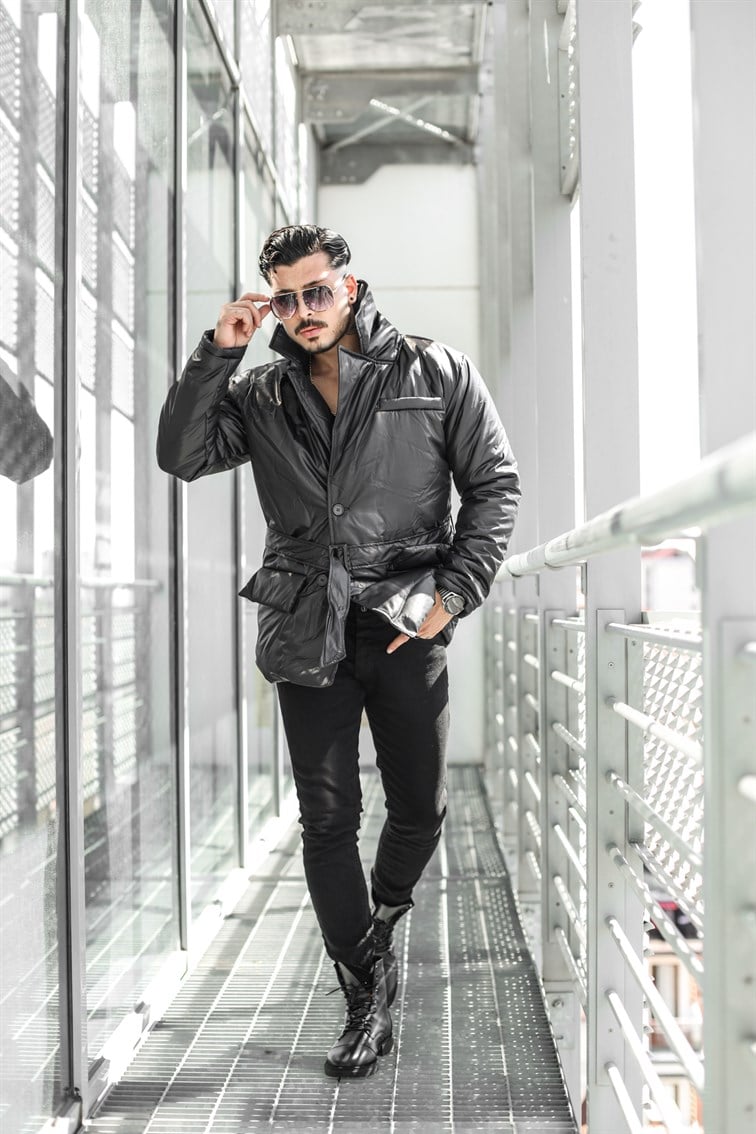 Kısa Kemerli Cepli Oversize Mont