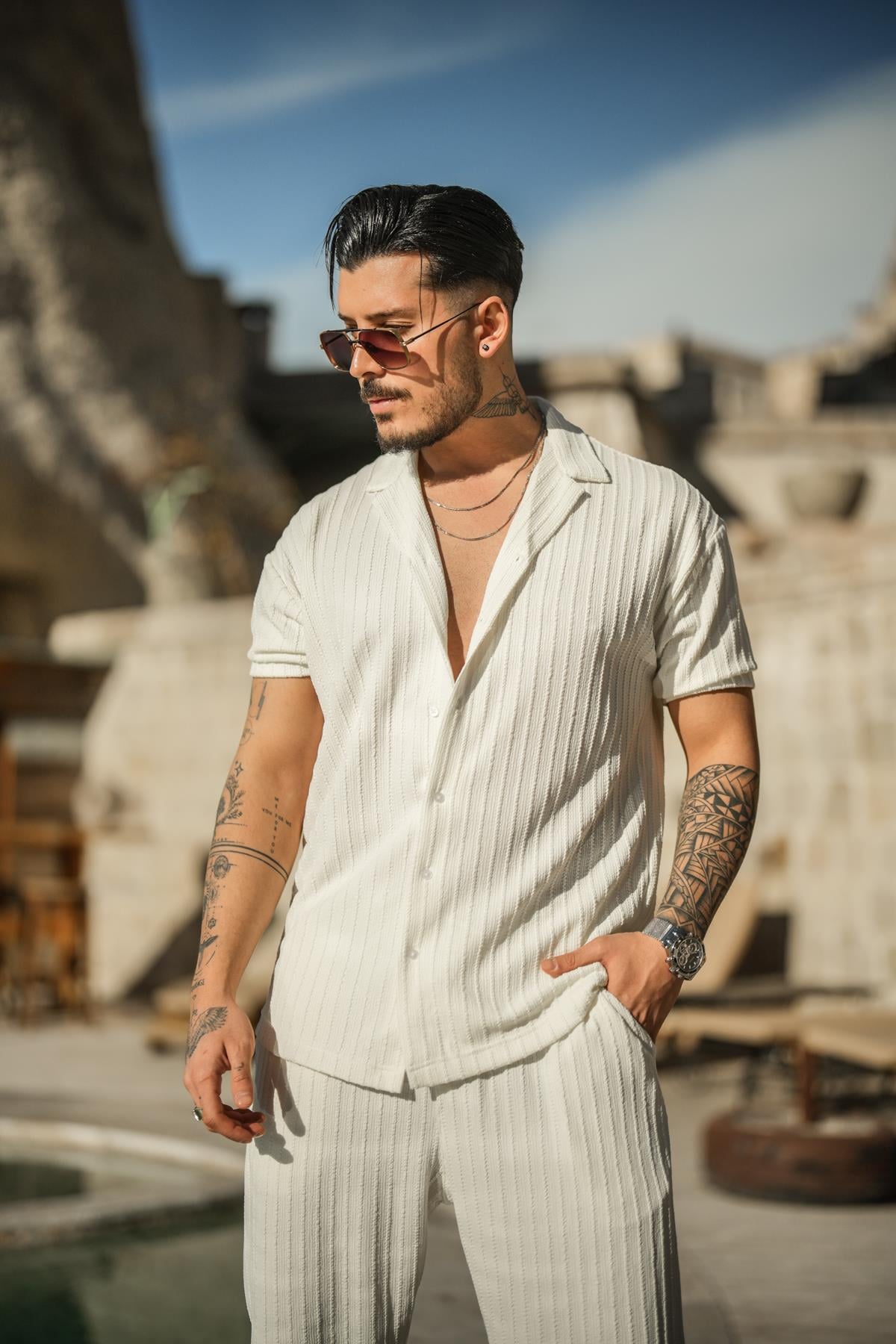 Kısa Kollu Çizgi Kabartmalı Oversize Gömlek Beyaz