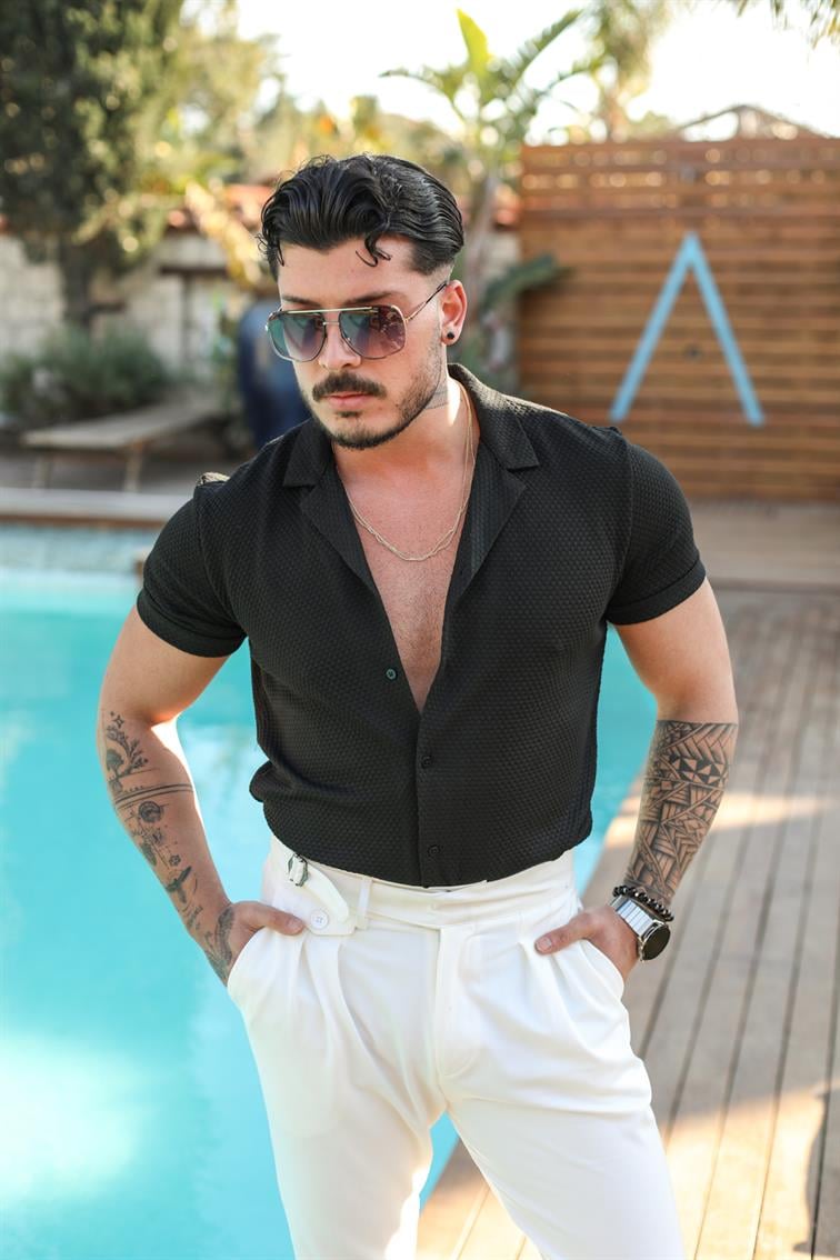 Kollar Katlı Dar Slim Fit Kısa Kol Gömlek Siyah