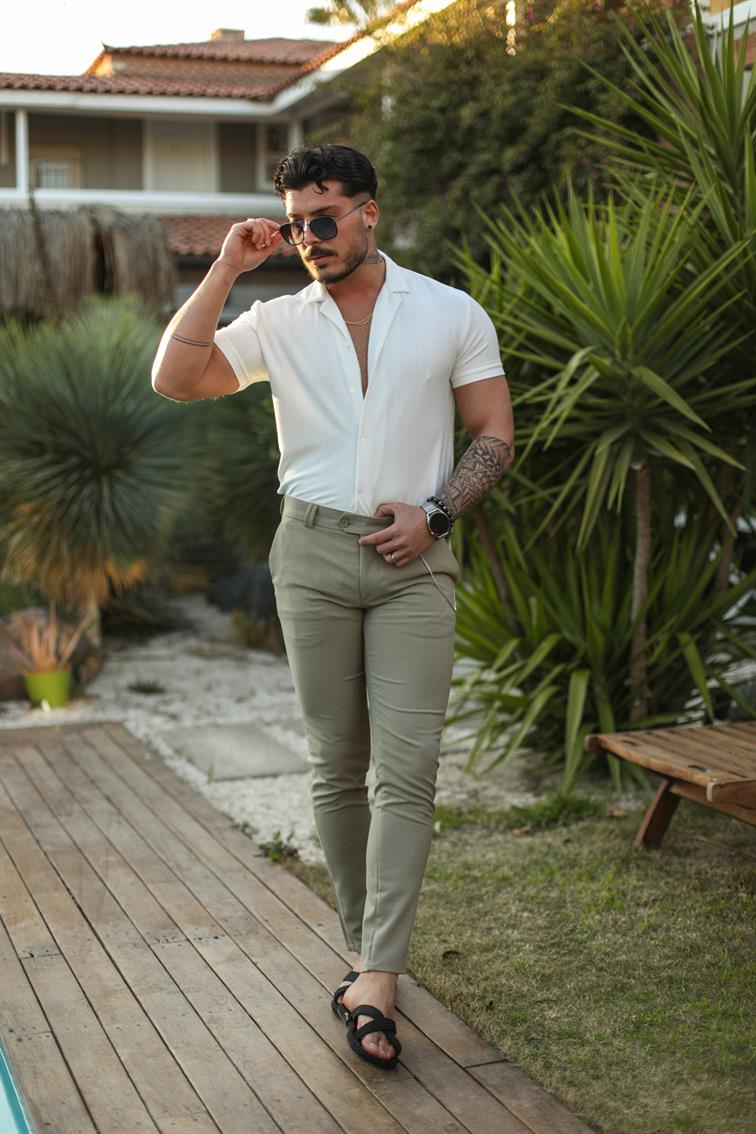 Likralı Slim Fit Dik Şeritli Kısa Kol Gömlek Beyaz