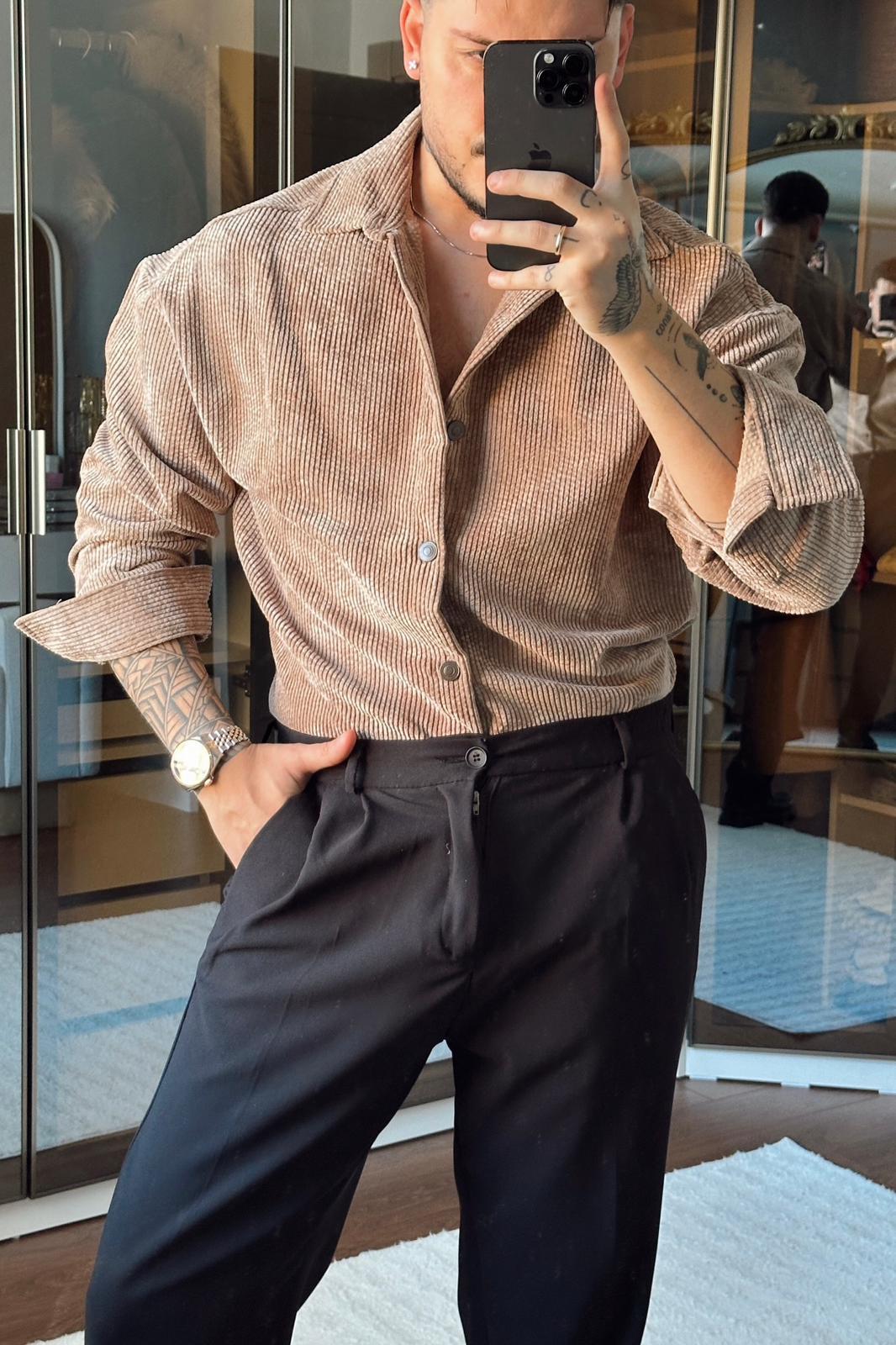 Metal Düğmeli Bol Kadife Gömlek Kahve