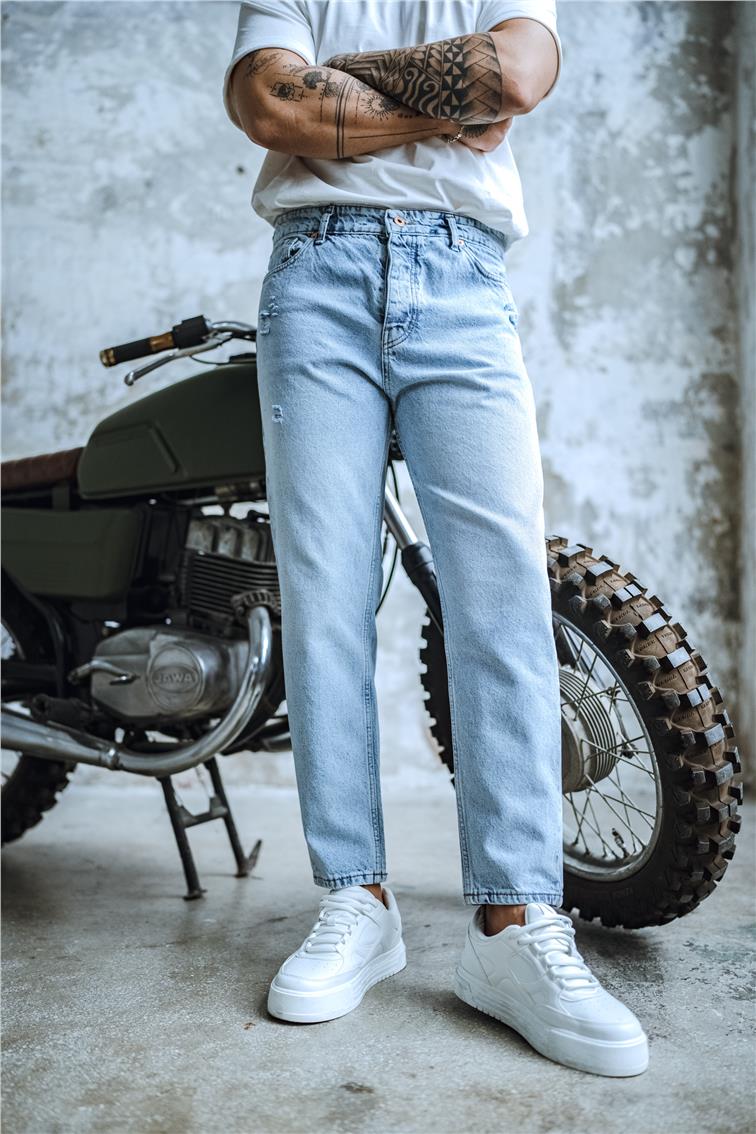 Minimal Taşlamalı Boyfriend Jean Açık Mavi